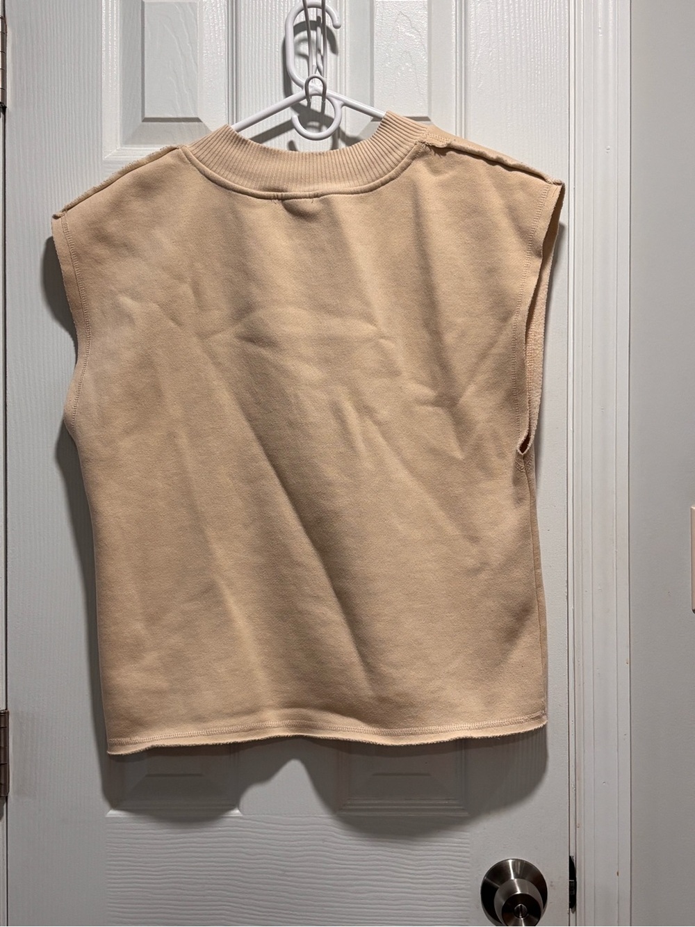 🩵Zara Cream V-Neck Sleeveless Knit Top - Picture 3 of 7